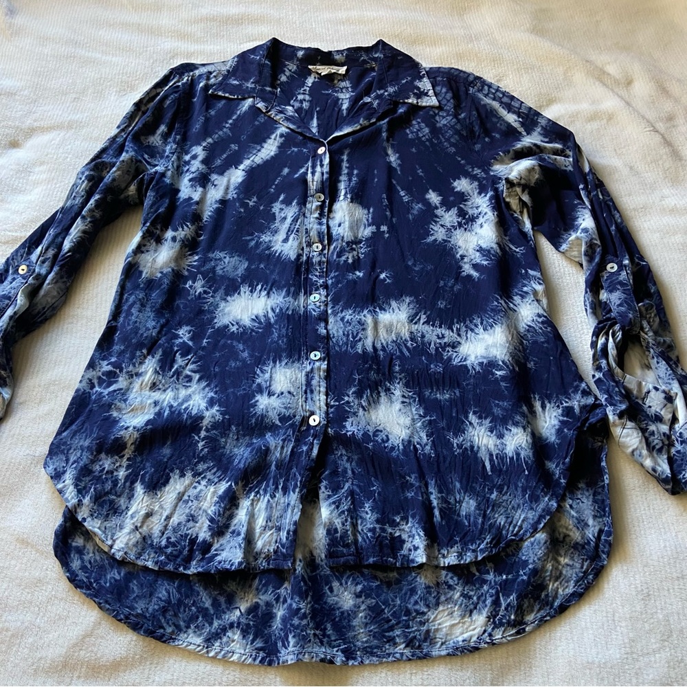 Jane & Delancey Navy Long Sleeve Tye Dye Shirt